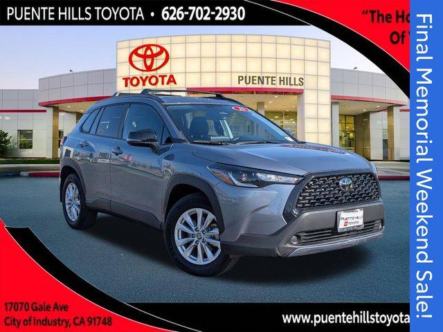 2025 Toyota Corolla Cross LE