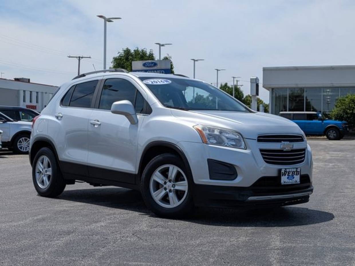 2016 Chevrolet Trax LT's photo
