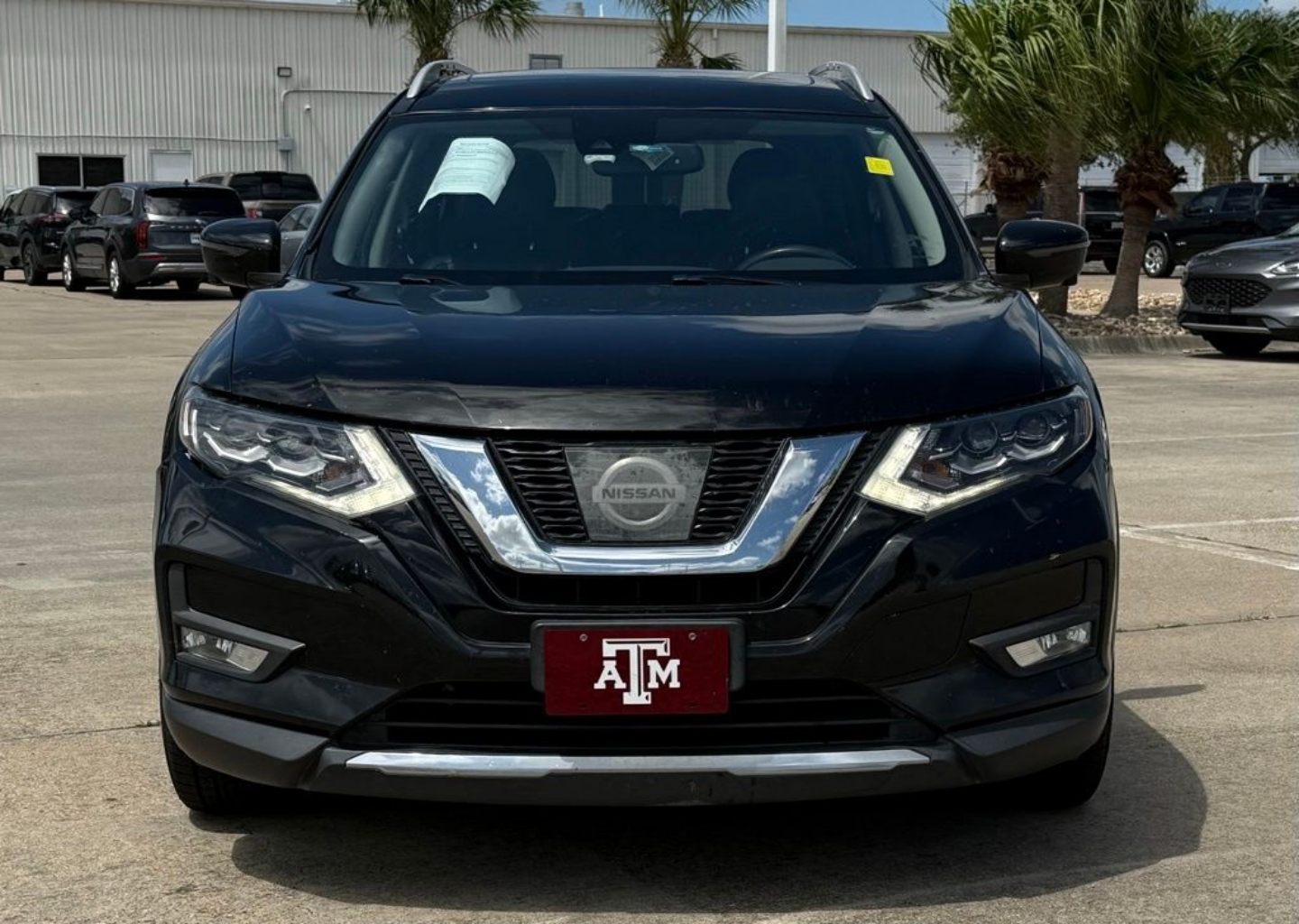 Used 2017 Nissan Rogue SL with VIN 5N1AT2MT2HC829587 for sale in Kingsville, TX
