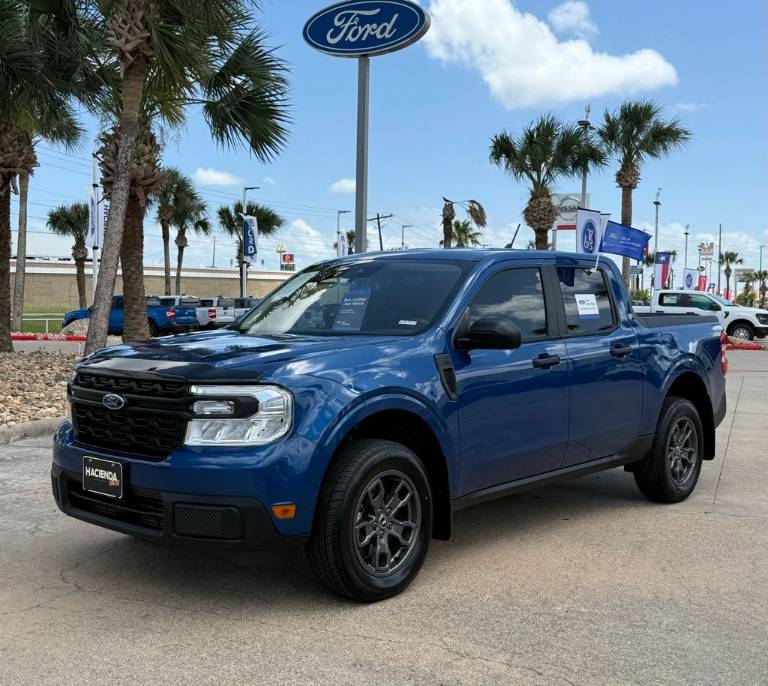 2024 Ford Maverick XL