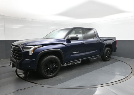 2023 Toyota Tundra 4WD SR5