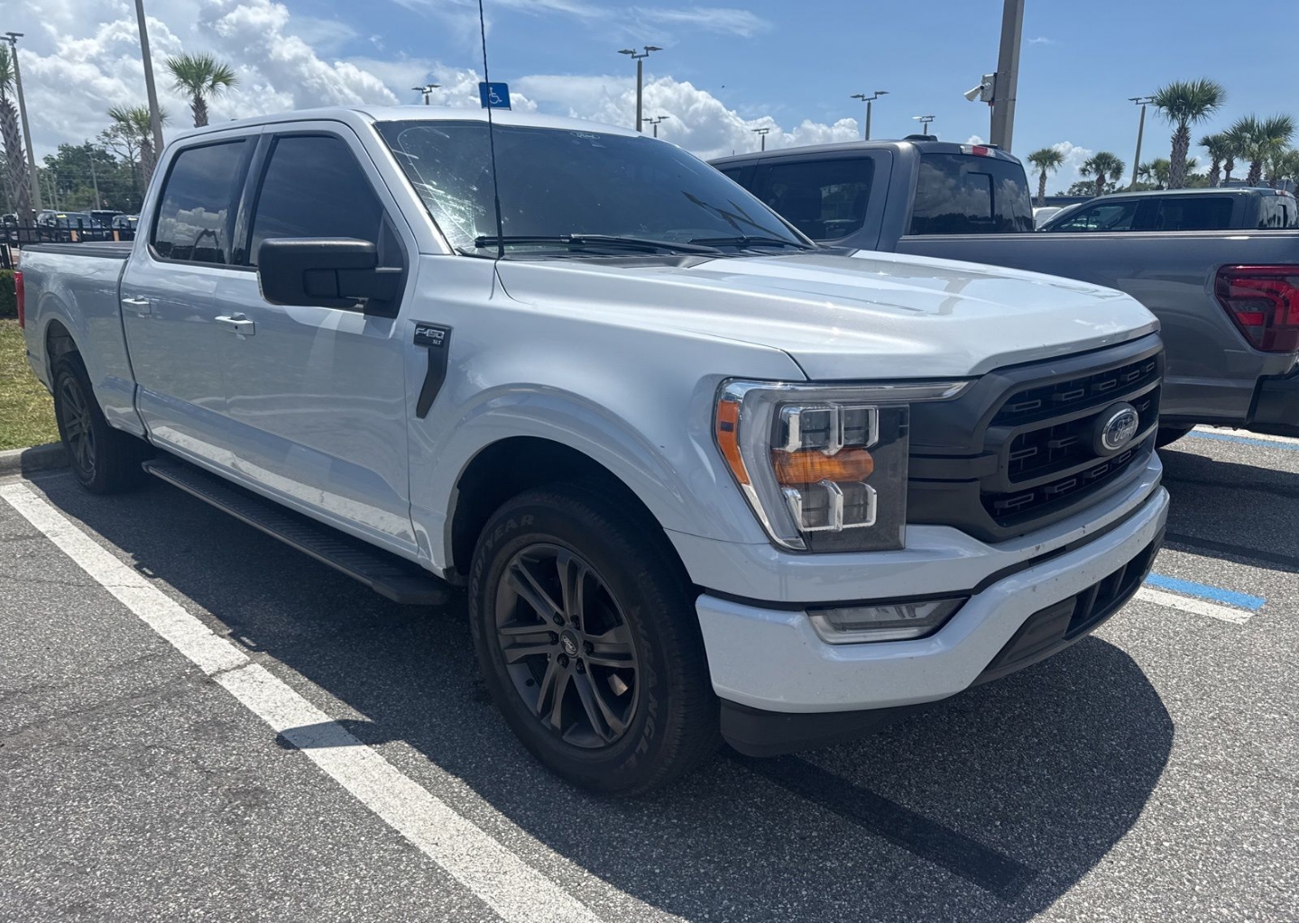 2022 Ford F-150 XLT SuperCrew 5-1/2 Box's photo