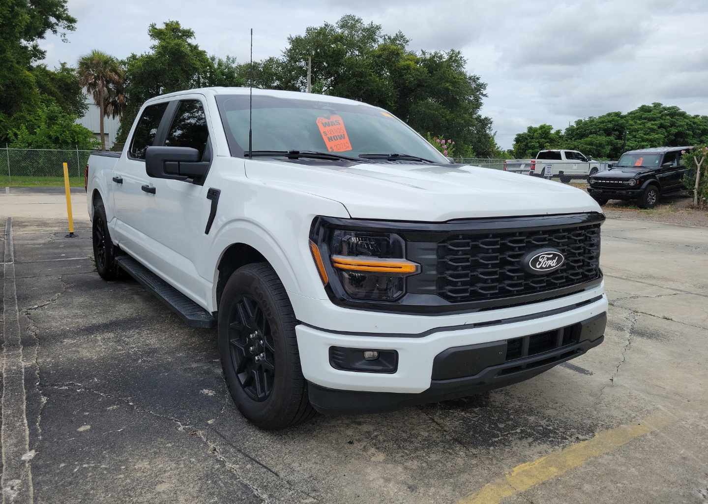 2025 Ford F-150 STX SuperCrew 5-1/2 Box's photo
