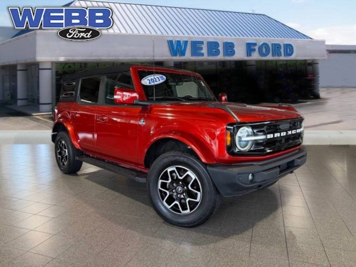 2023 Ford Bronco Outer Banks 4x4's photo