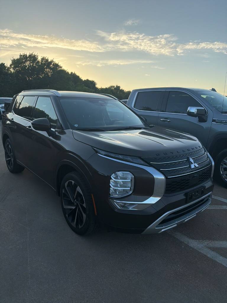 2024 Mitsubishi Outlander SEL