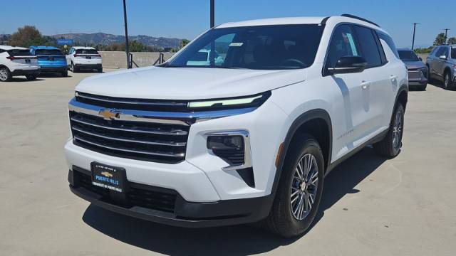 2026 Chevrolet Traverse FWD LT
