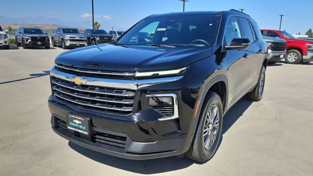2026 Chevrolet Traverse FWD LT