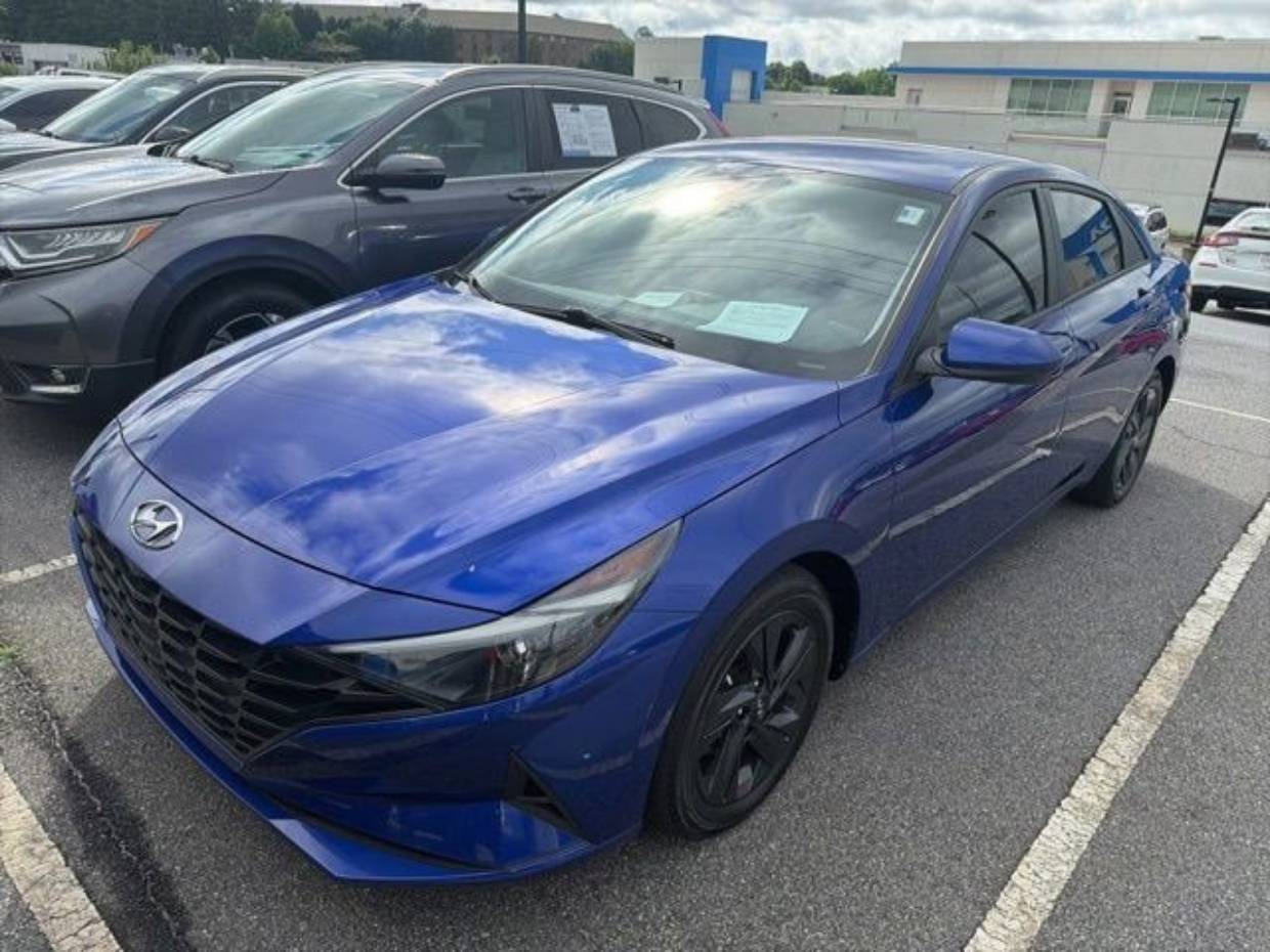 2022 Hyundai Elantra 2.0 SEL IVT's photo