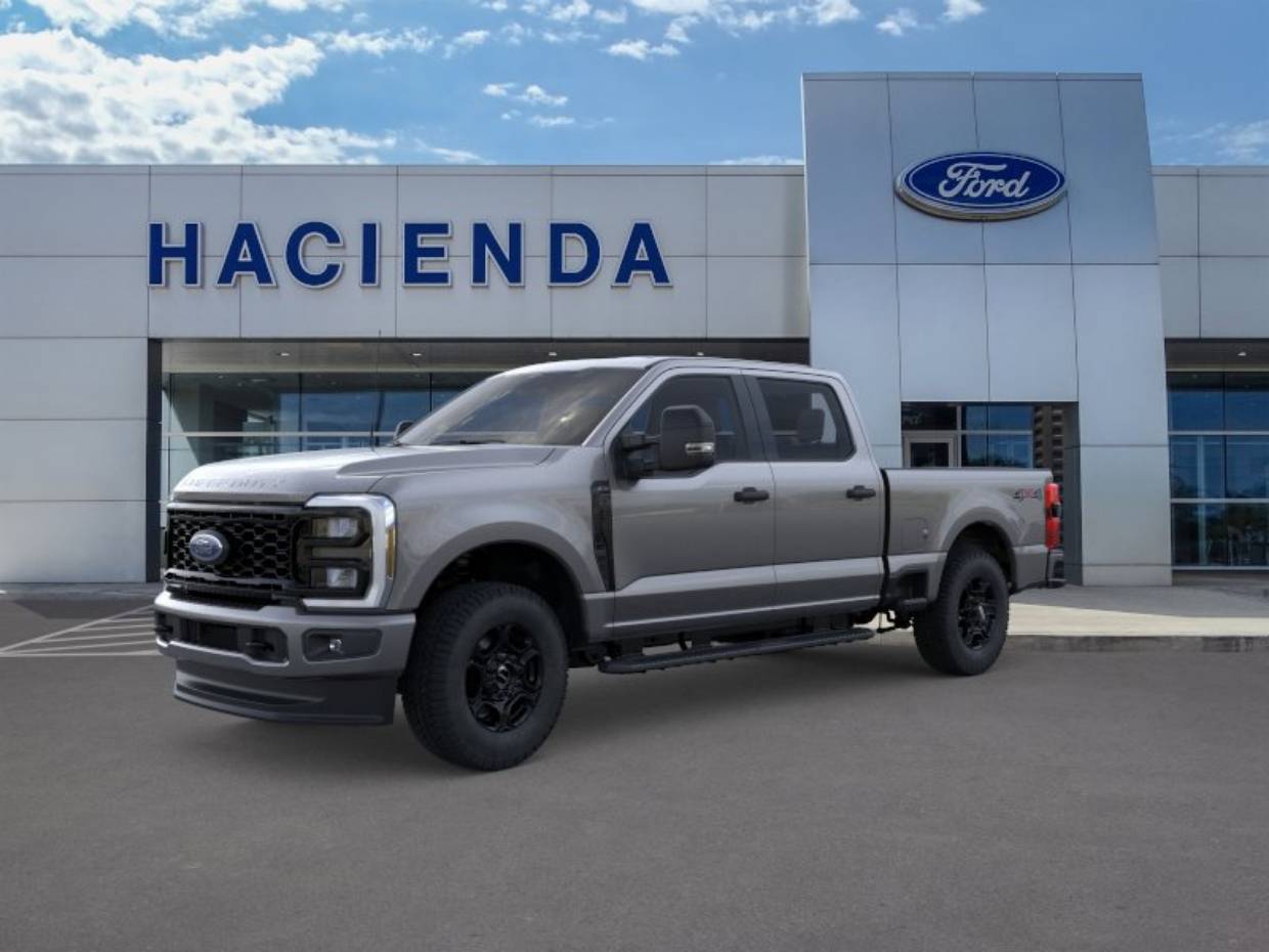 2026 Ford F-250 XL 4x4 Crew Cab 6-3/4' Box's photo