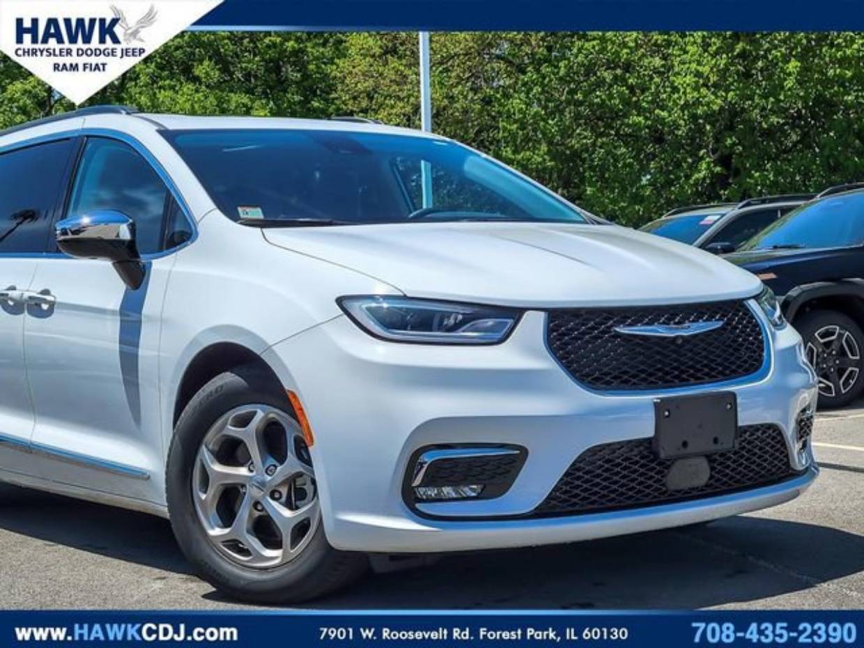 Vehicle Image 2