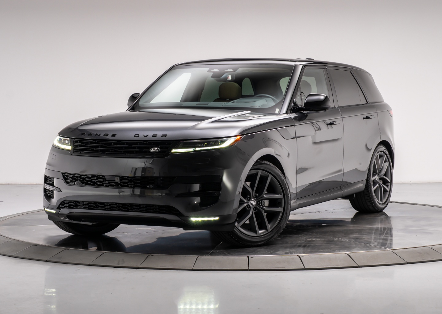 2024 Land Rover Range Rover Sport P360 SE MHEV's photo