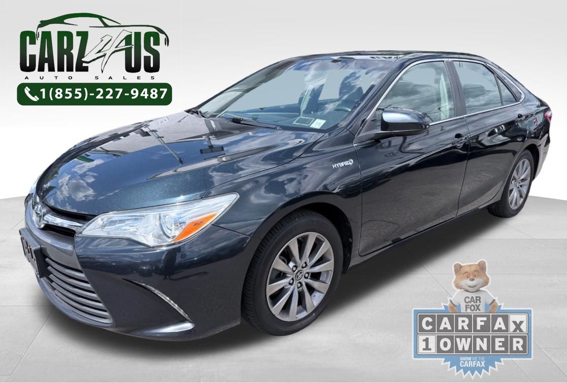 2017 Toyota Camry Hybrid XLE