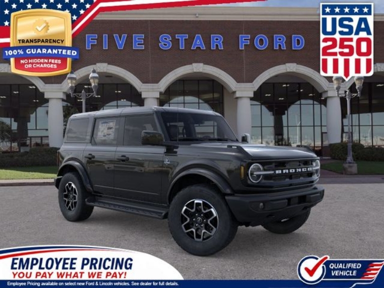 2026 Ford Bronco Outer Banks