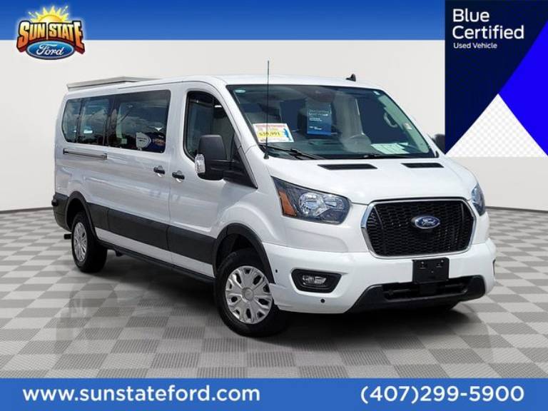2024 Ford Transit Passenger Wagon XLT