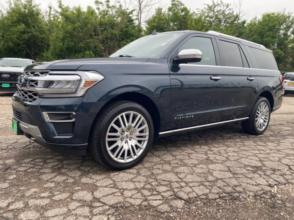 2023 Ford Expedition Platinum MAX 4x4's photo
