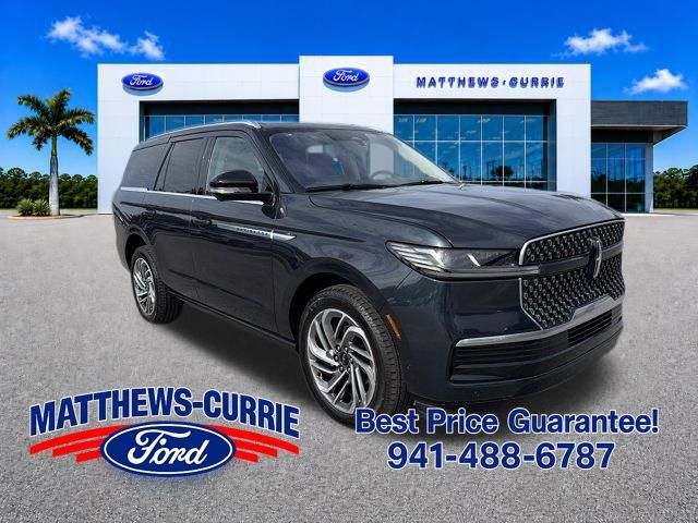 2025 Lincoln Navigator Reserve 4WD's photo