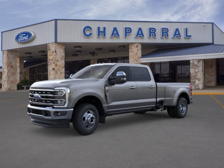 2026 Ford Super Duty F-350 DRW LARIAT
