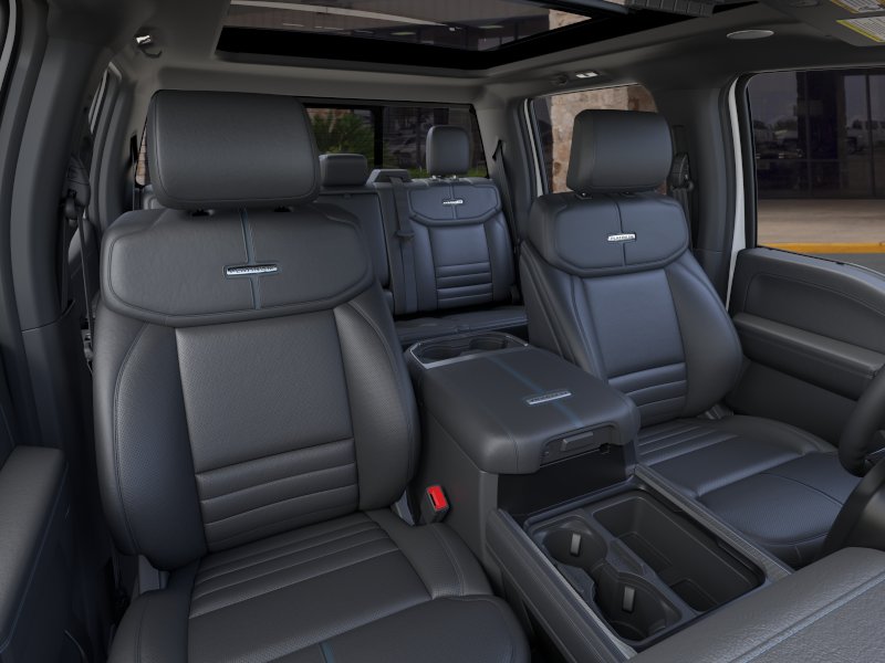 2026 Ford F-350 Super Duty Platinum - Photo 10