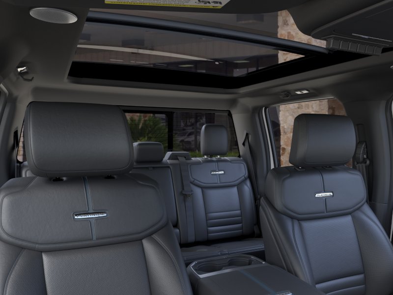 2026 Ford F-350 Super Duty Platinum - Photo 22