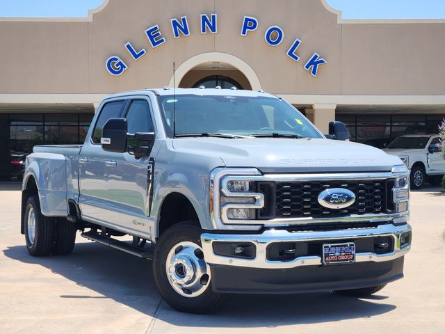 New 2026 Ford F-350SD LARIAT