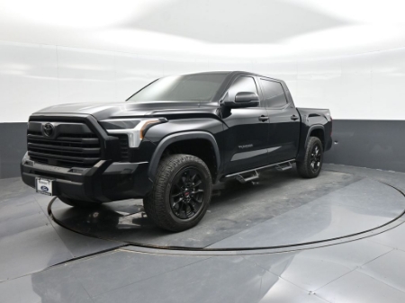 2022 Toyota Tundra 2WD SR5