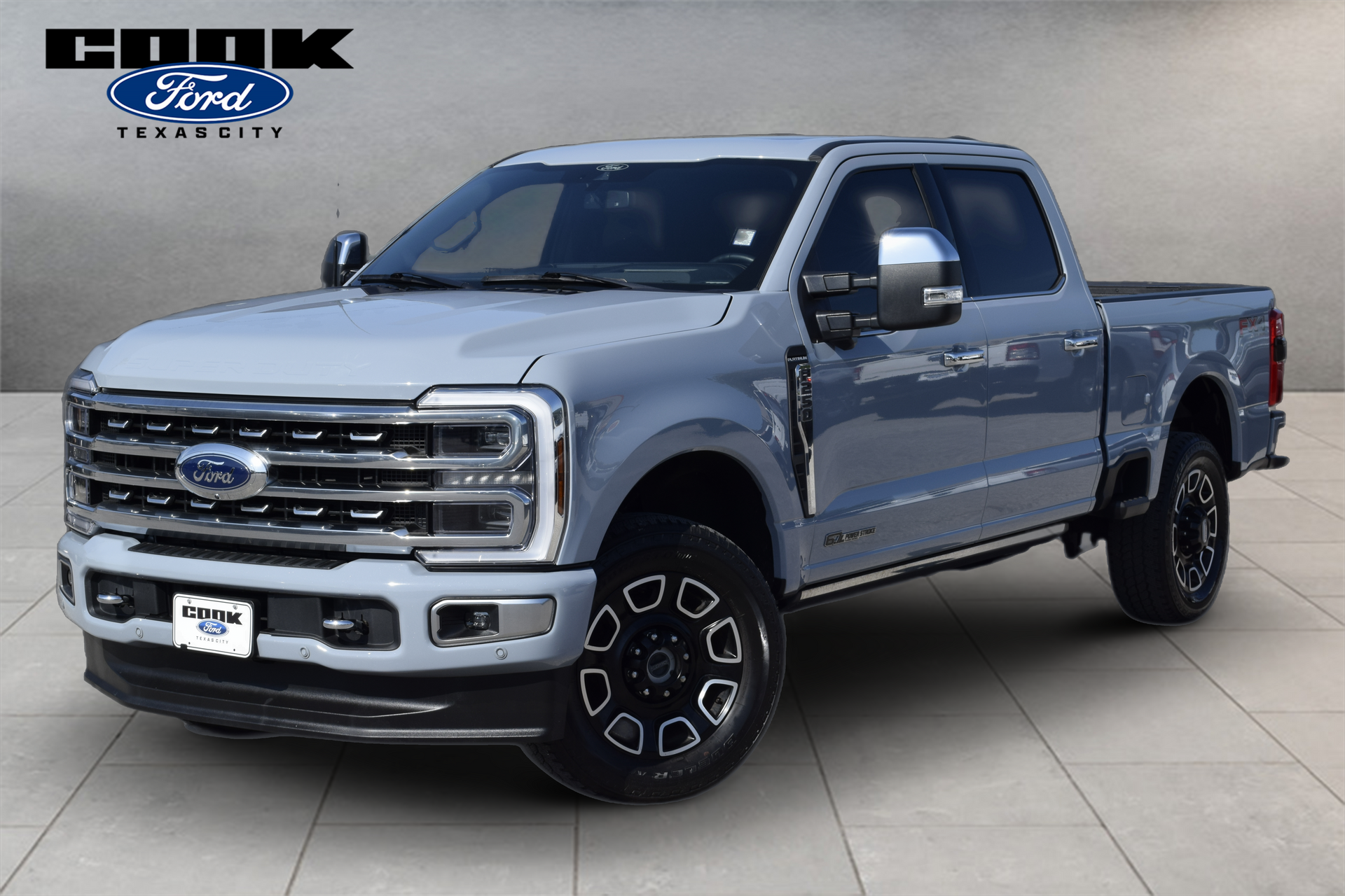 2024 Ford F-250 Platinum 4x4 Crew Cab 8' Box's photo
