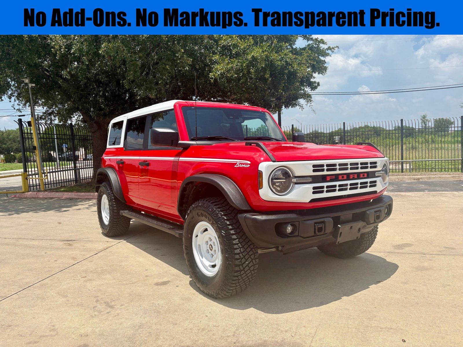 2023 Ford Bronco Heritage Edition's photo