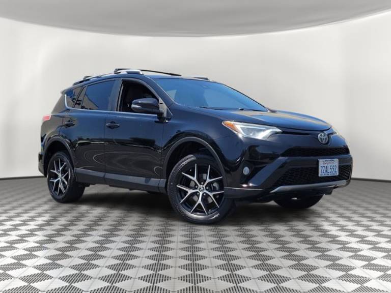 2017 Toyota RAV4 SE