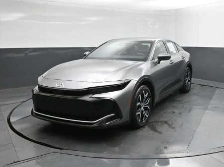 2025 Toyota Crown XLE