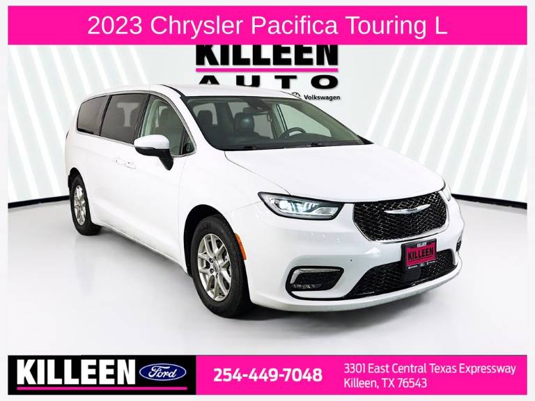 2023 Chrysler Pacifica Touring L