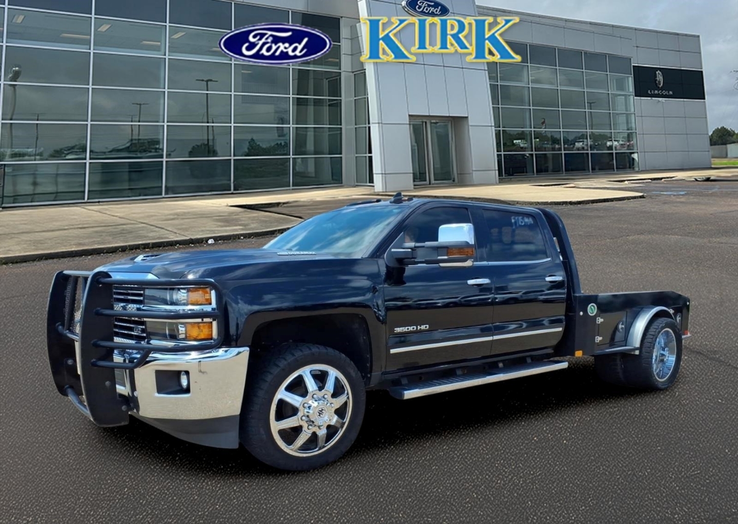 2019 Chevrolet Silverado HD LTZ 4WD Crew Cab Long Box DRW's photo