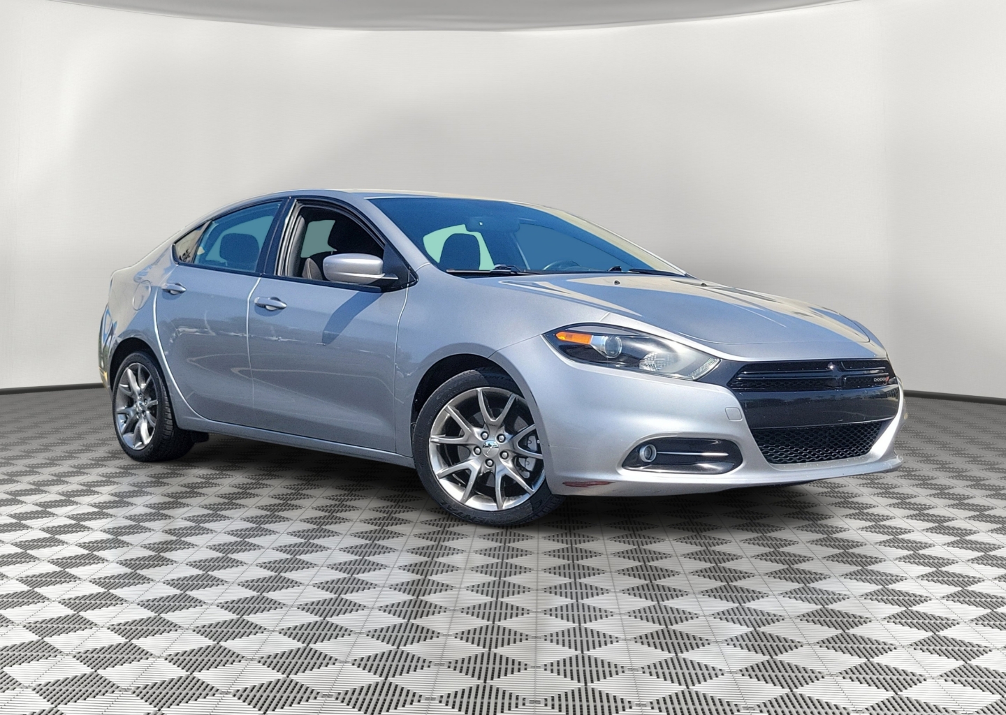2014 Dodge Dart 2.4 SXT's photo