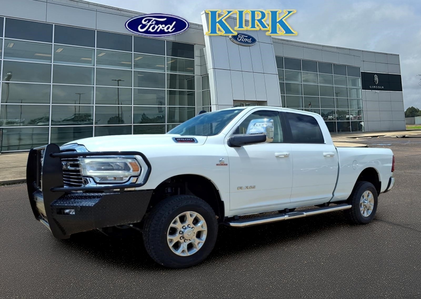 2023 RAM 2500 Laramie 4X4 Crew Cab SWB's photo