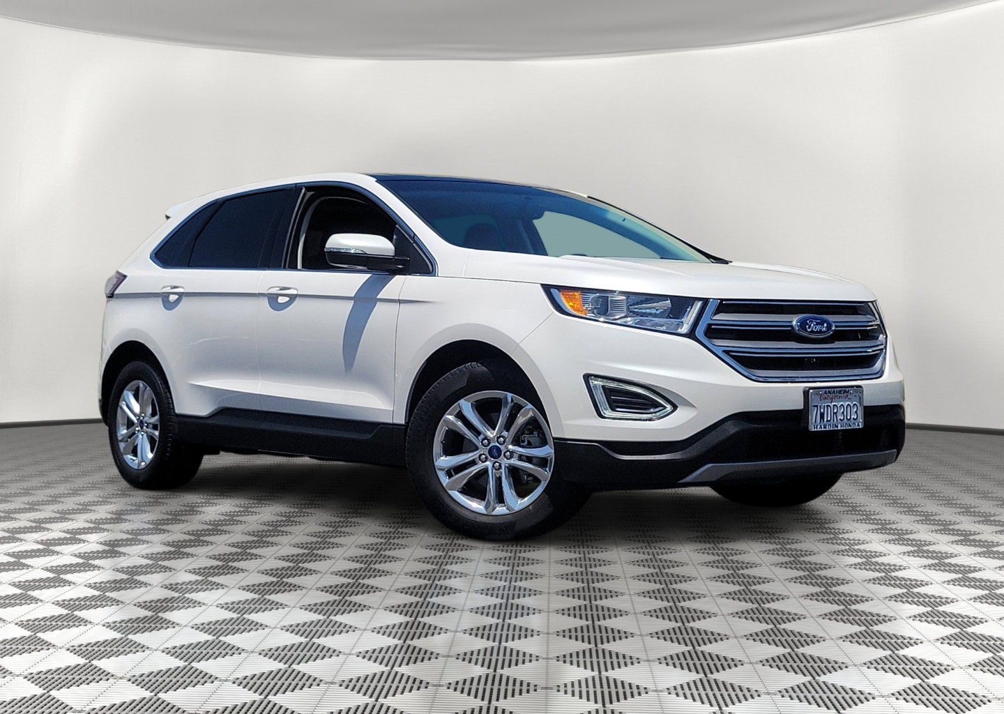 2016 Ford Edge SEL's photo