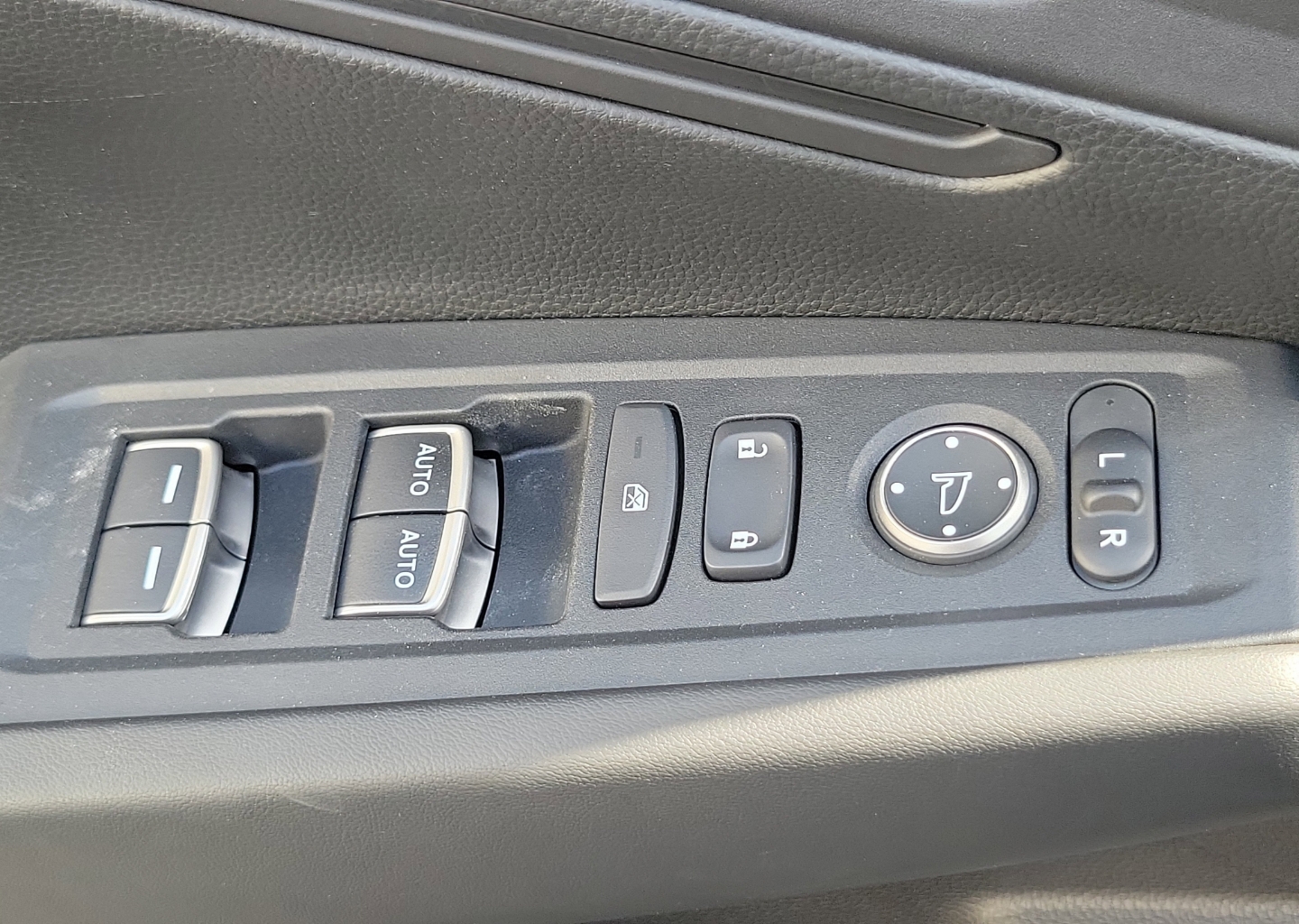2023 Honda Accord LX - Photo 19