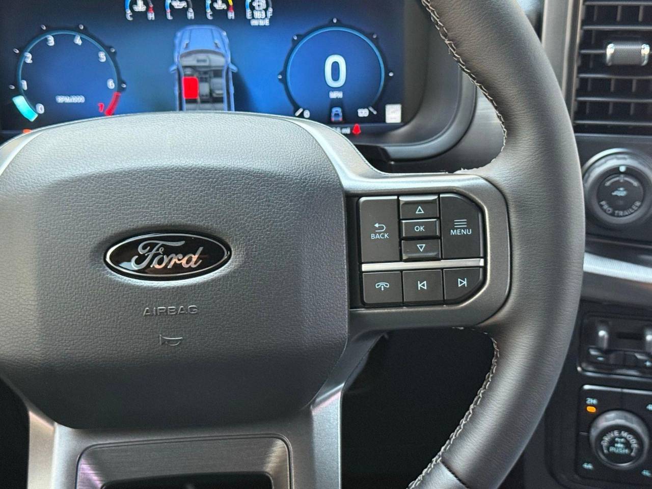 2025 Ford F-150 Lariat - Photo 13