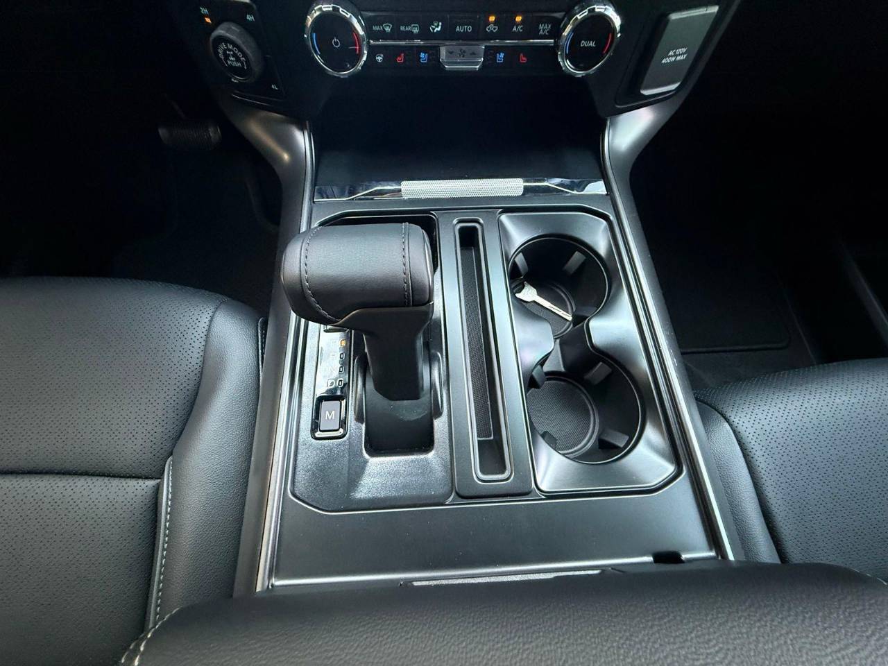 2025 Ford F-150 Lariat - Photo 19