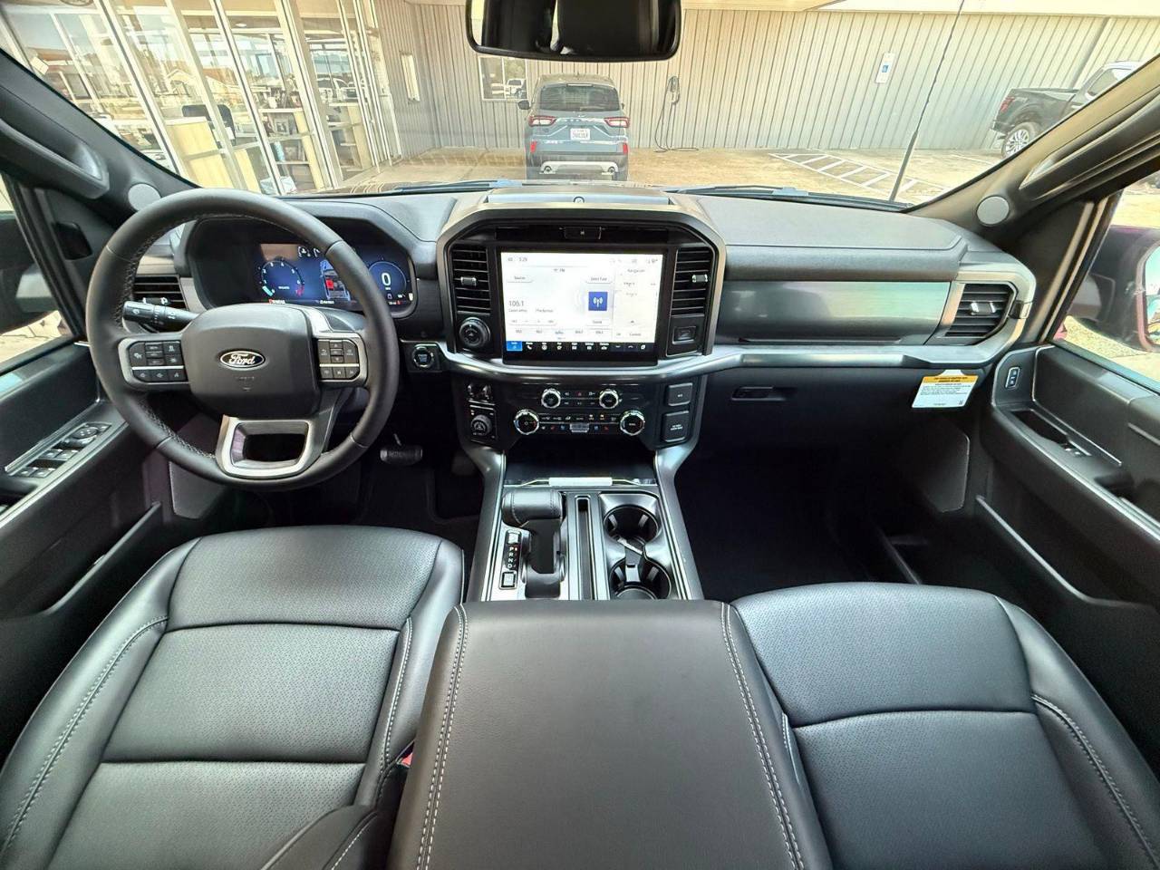2025 Ford F-150 Lariat - Photo 21