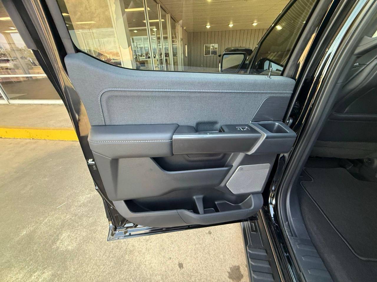 2025 Ford F-150 Lariat - Photo 37