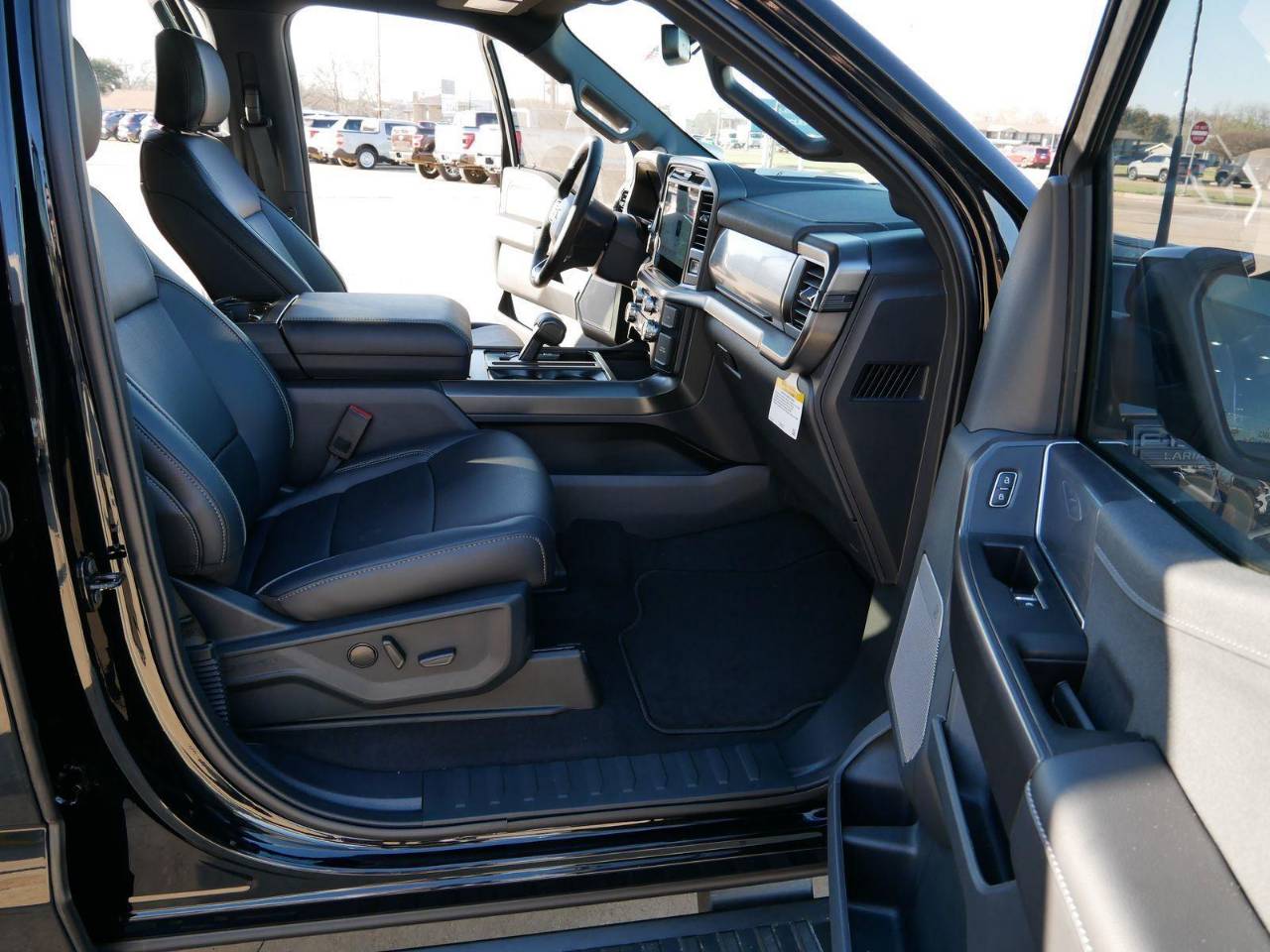 2025 Ford F-150 Lariat - Photo 50