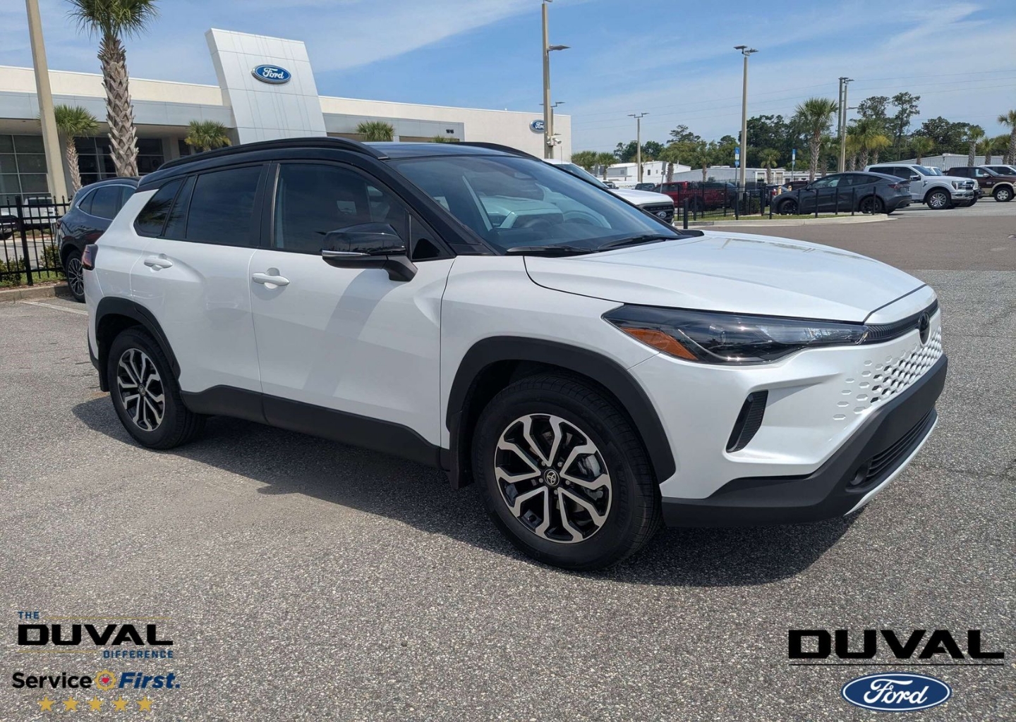 2026 Toyota Corolla Cross Hybrid SE AWD's photo