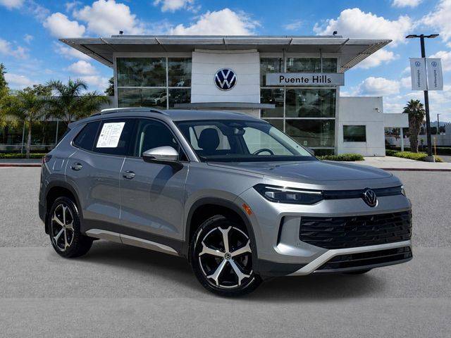 2025 Volkswagen Tiguan 2.0T SE