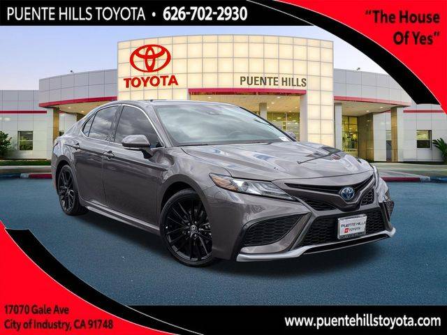 2024 Toyota Camry Hybrid XSE