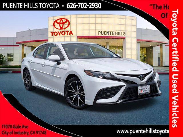 2024 Toyota Camry SE