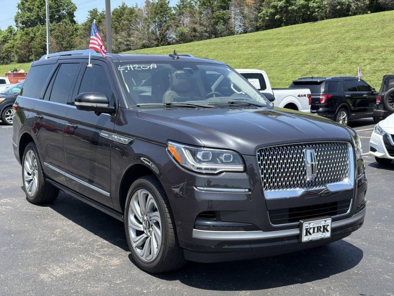 2024 Lincoln Navigator Reserve 4WD's photo