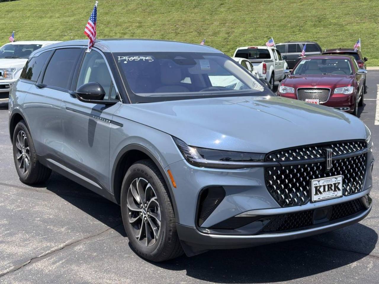 2025 Lincoln Nautilus Premiere AWD's photo