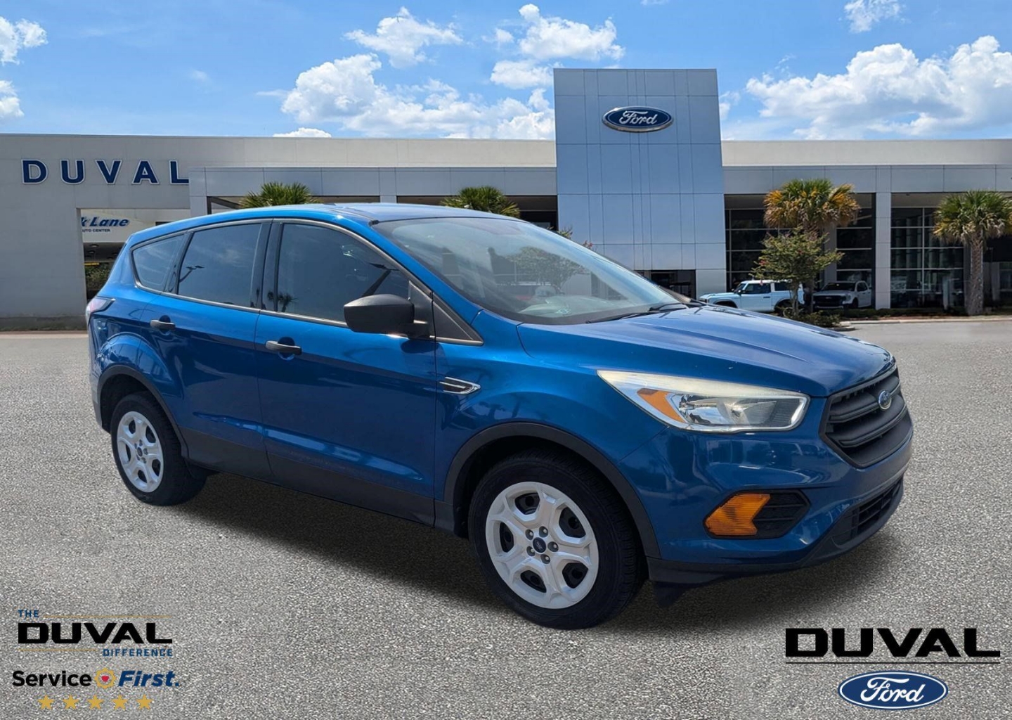 2017 Ford Escape S's photo