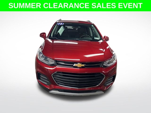 Used 2019 Chevrolet Trax LT with VIN 3GNCJPSB5KL306643 for sale in Clarksburg, WV