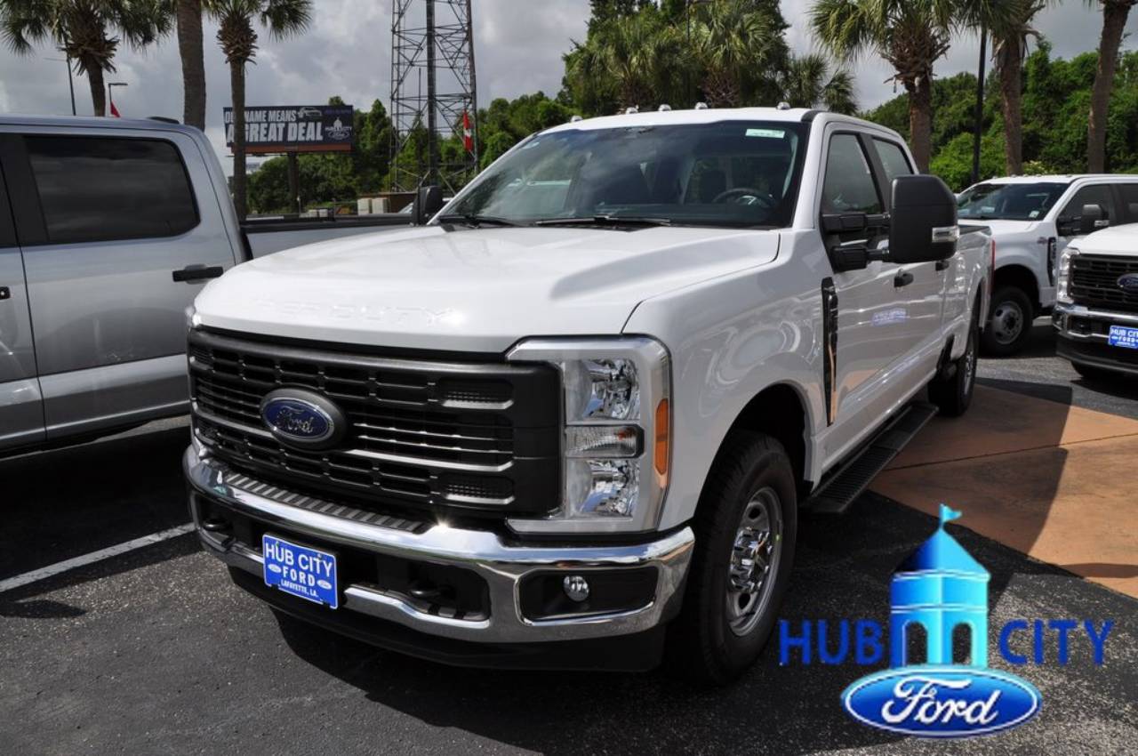 2026 Ford F-250 XL Crew Cab 8' Box's photo