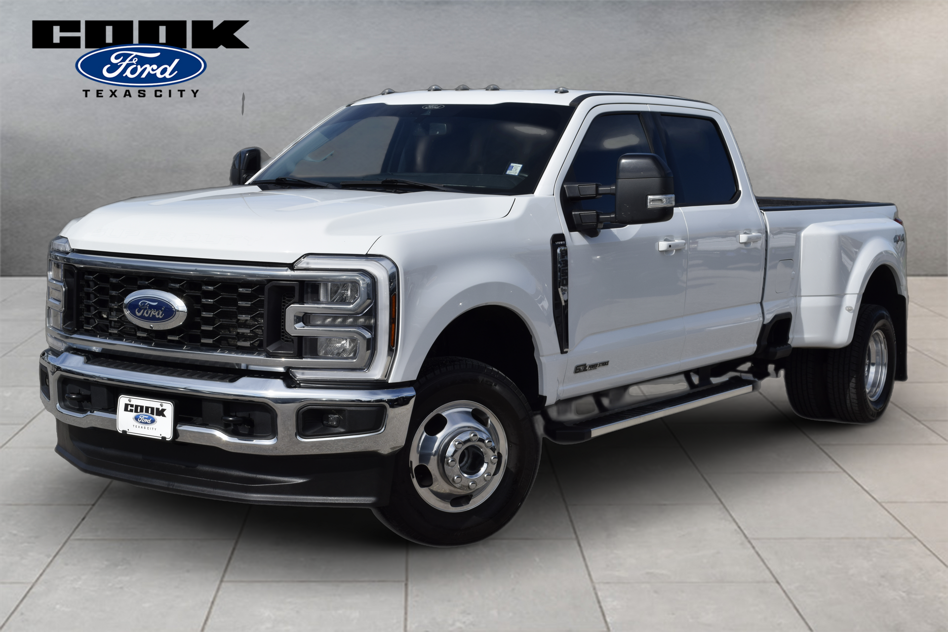 2024 Ford F-350 Lariat 4x4 Crew Cab 8' Box DRW's photo